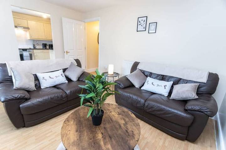 Apartment for 4 people, with pets in Swindon