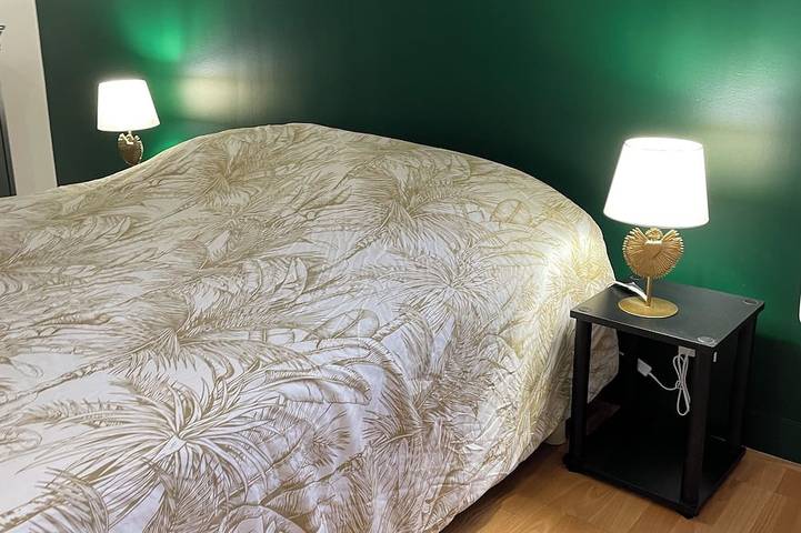 Location de vacances pour 14 personnes, avec piscine et jardin à Atur - 2