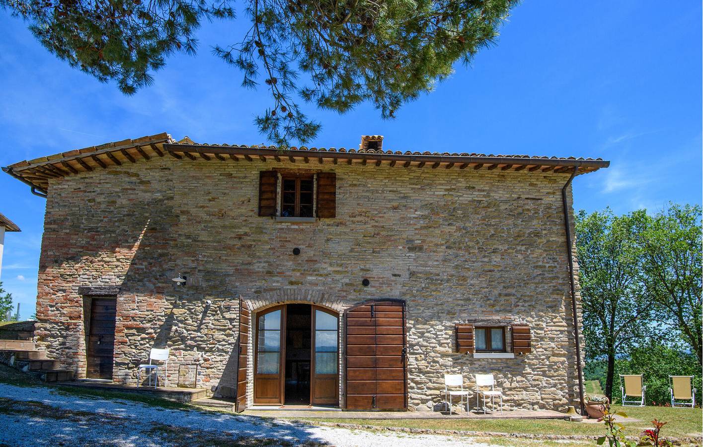 Ganze Ferienwohnung, Ferienwohnung für 2 Personen mit Pool in Sant'Angelo in Vado, Valle del Metauro