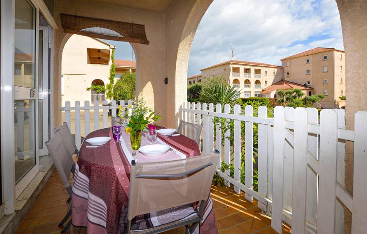 Gîte pour 4 personnes, avec piscine et terrasse à Cervione - 4
