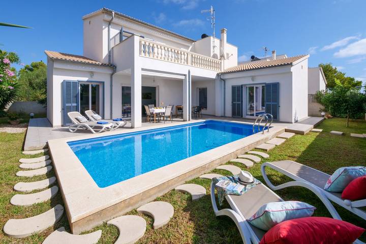Ferienhaus Casa Aina in Strandnähe mit Pool und Wlan in Cala Bona, Son Servera