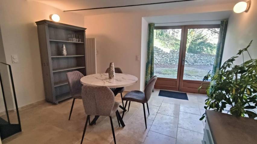 Gîte pour 2 personnes dans Montfroc