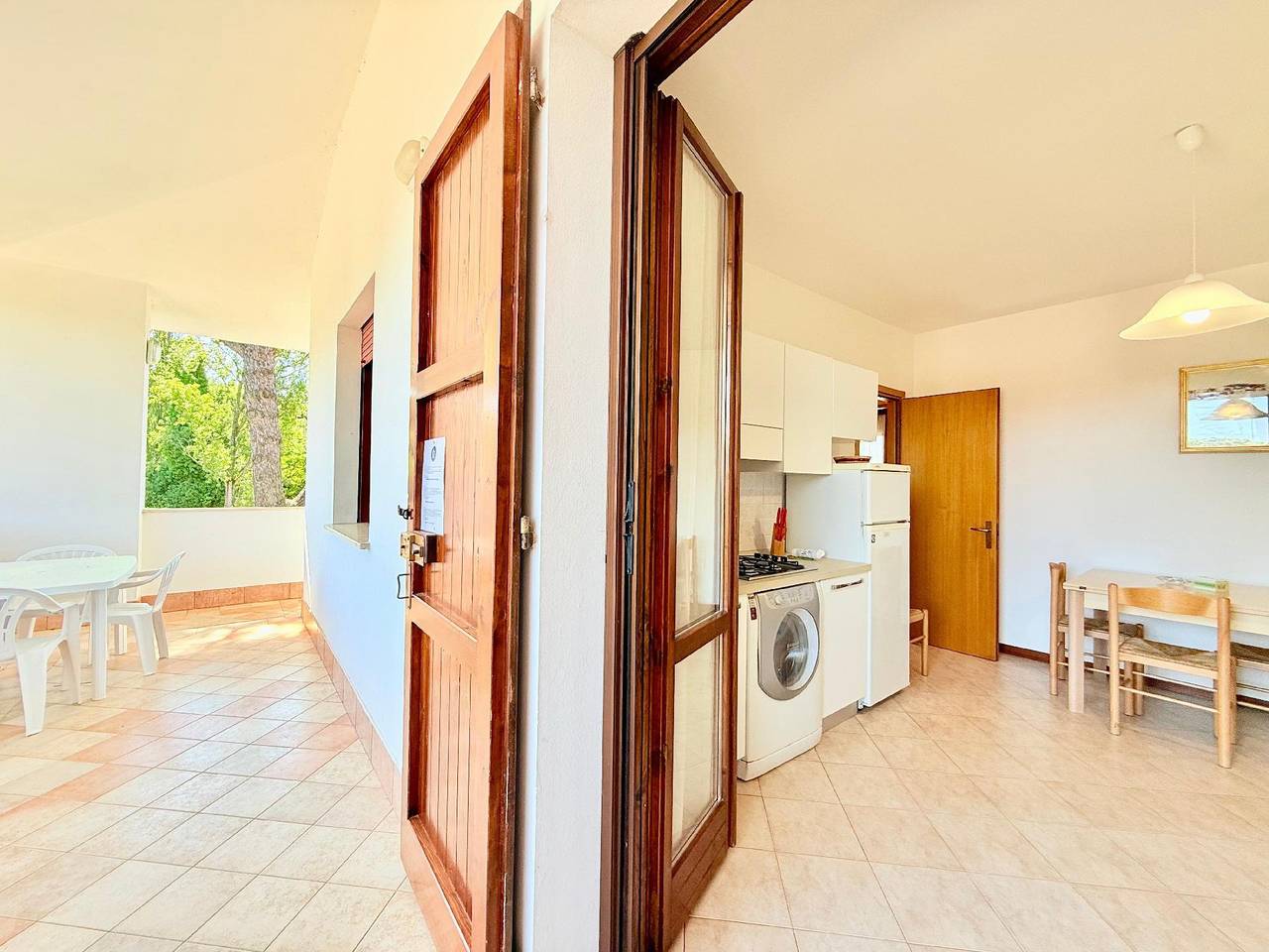 Chalet, terrace with fireplace, private garden in Lido di Volano, Province de Ferrare