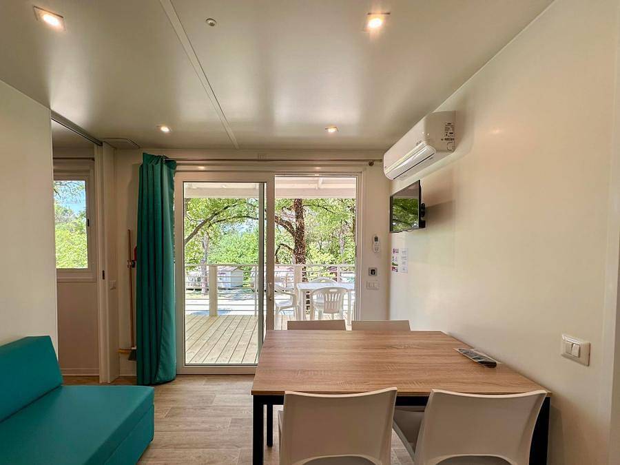 Camping Village Mugello Verde - Casa mobile 2 persone - Casa mobile premium con 2 camere da letto - 2 bagni (2 persone comprese - 2 persone in più possibili con supplemento, contattare il campeggio) in Scarperia e San Piero, Firenze province