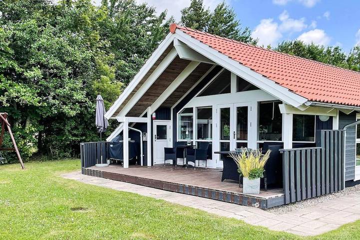Ferienhaus für 6 Personen, mit Terrasse und Pool auf Als