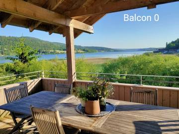 Maison de campagne pour 8 personnes, avec vue sur le lac ainsi que terrasse et jardin à Oye-et-Pallet