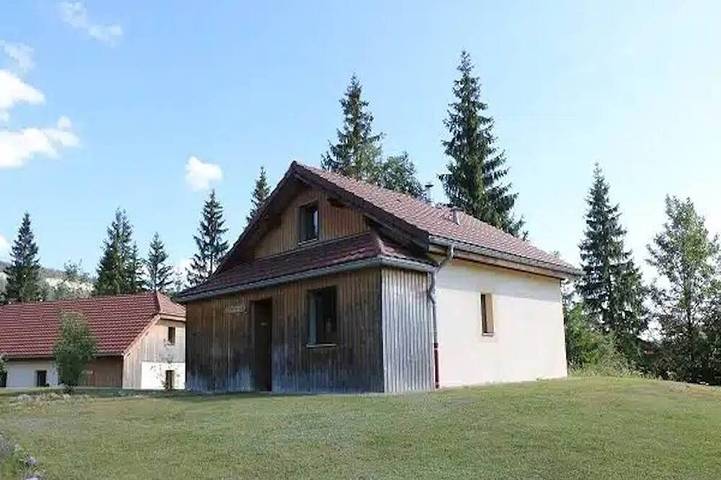Gîte pour 9 personnes, avec sauna à Chapelle-des-Bois - 4
