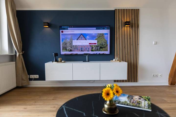 Vakantieappartement voor 5 personen, with uitzicht op het meer and tuin as well as uitzicht in Hamburg