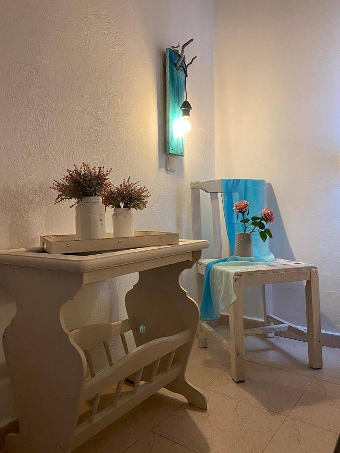 Location de vacances pour 3 personnes, avec jardin et terrasse dans Makri Gialos - 4