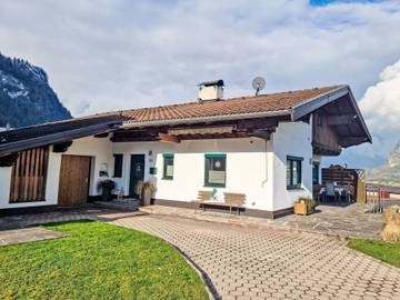 Ferienwohnung für 4 Personen, mit Garten im Zillertal