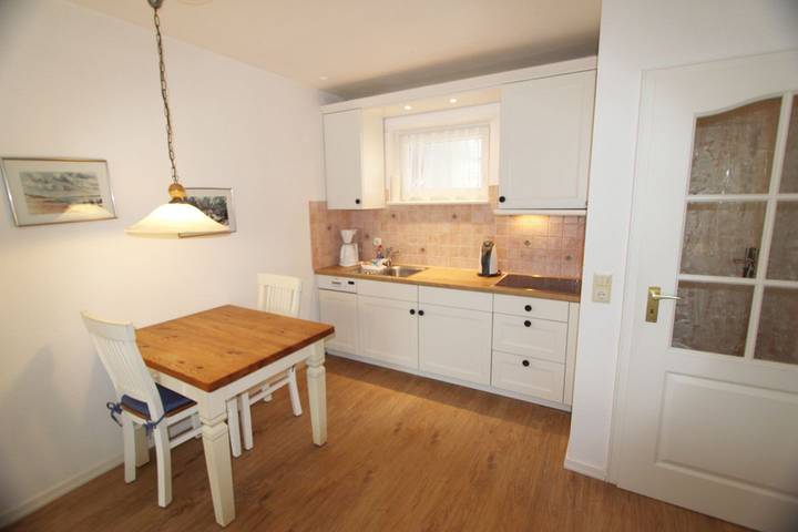 Ferienwohnung für 2 Personen, mit Balkon in Wenningstedt - 3