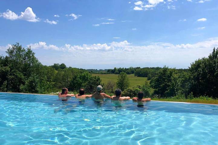 Location de vacances pour 17 personnes, avec jardin et terrasse à Saint-Félix-de-Bourdeilles