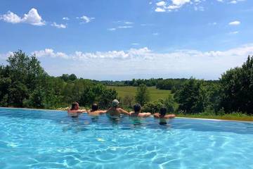 Cottage pour 17 personnes, avec jardin et terrasse à Saint-Félix-de-Bourdeilles