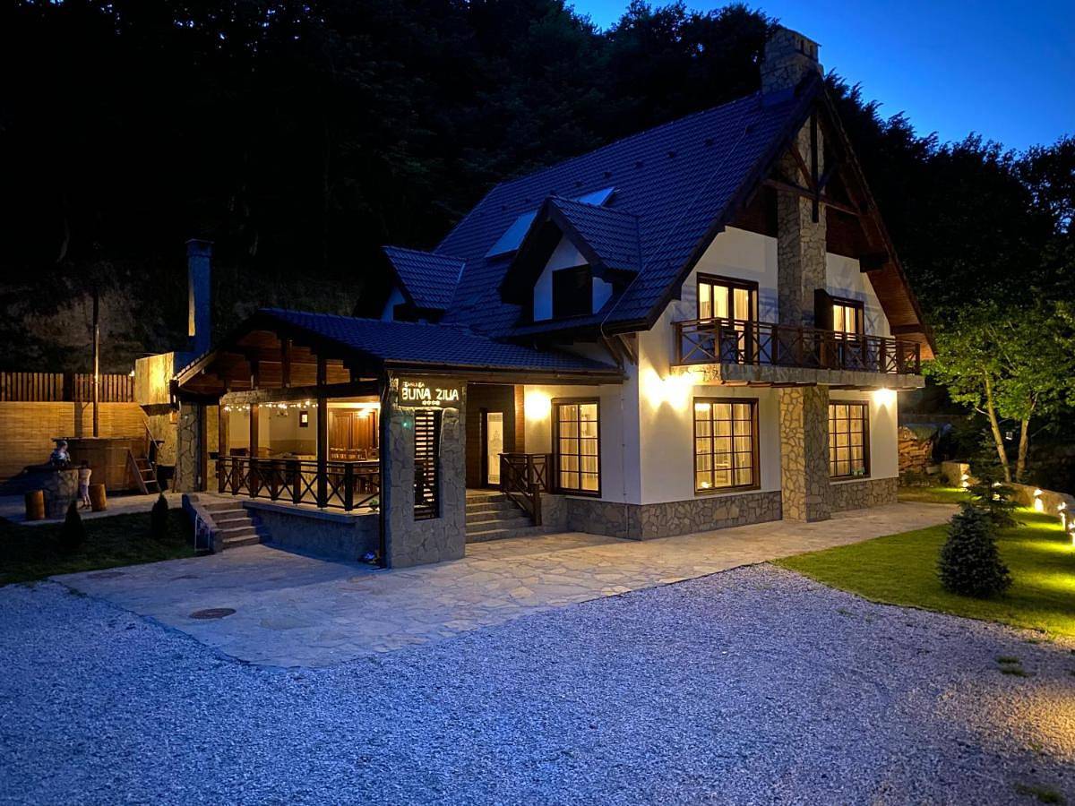 Four-Bedroom House in Alba (Romania)