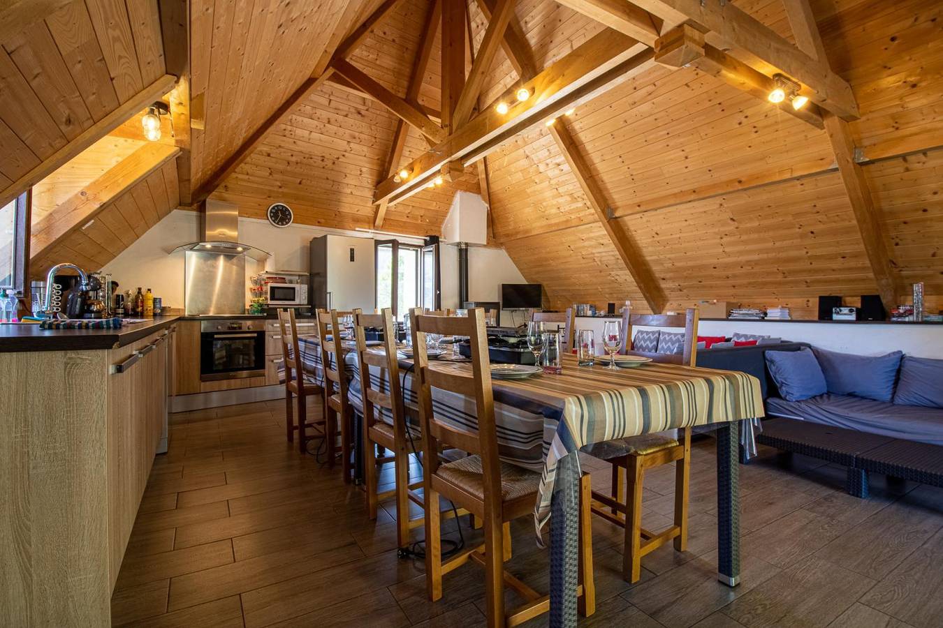 Gîte für 10 Personen mit Terrasse in Ens, Französische Pyrenäen