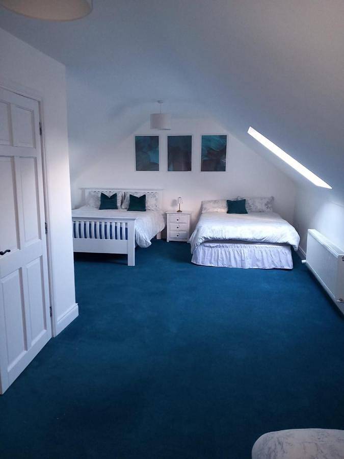 Gîte pour 5 personnes, avec vue et jardin dans Scarriff