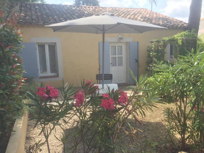 Location de vacances pour 2 personnes, avec terrasse à Brignoles - 3