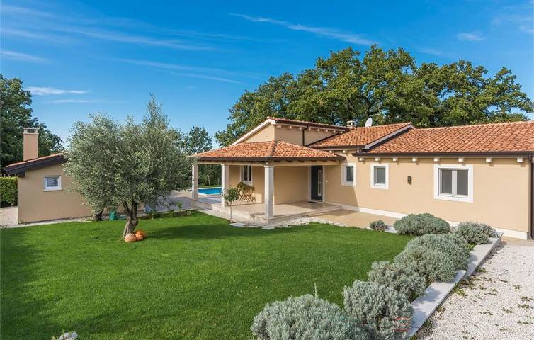 Ferienhaus für 6 Personen, mit Ausblick und Terrasse