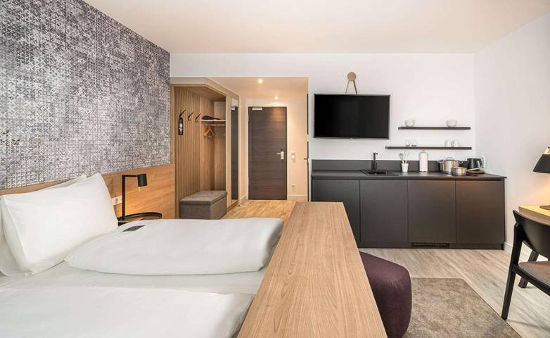 Appart’hôtel pour 3 personnes, avec vue et jardin, animaux acceptés