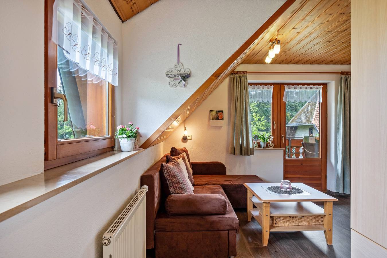 Ganze Wohnung, Ferienwohnung 'Lavendel' mit Bergblick, Gemeinschaftsgarten und Wi-Fi in St. Märgen, Südschwarzwald