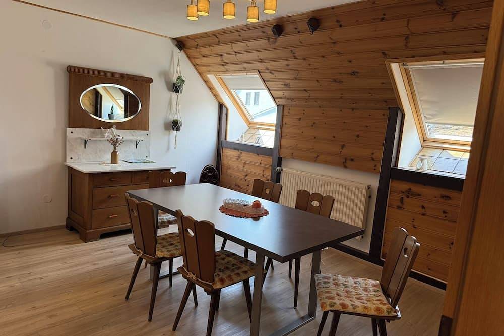 Ganze Wohnung, Großzügige Familien-Ferienwohnung nahe Cochem in Ernst, Cochem-Zell