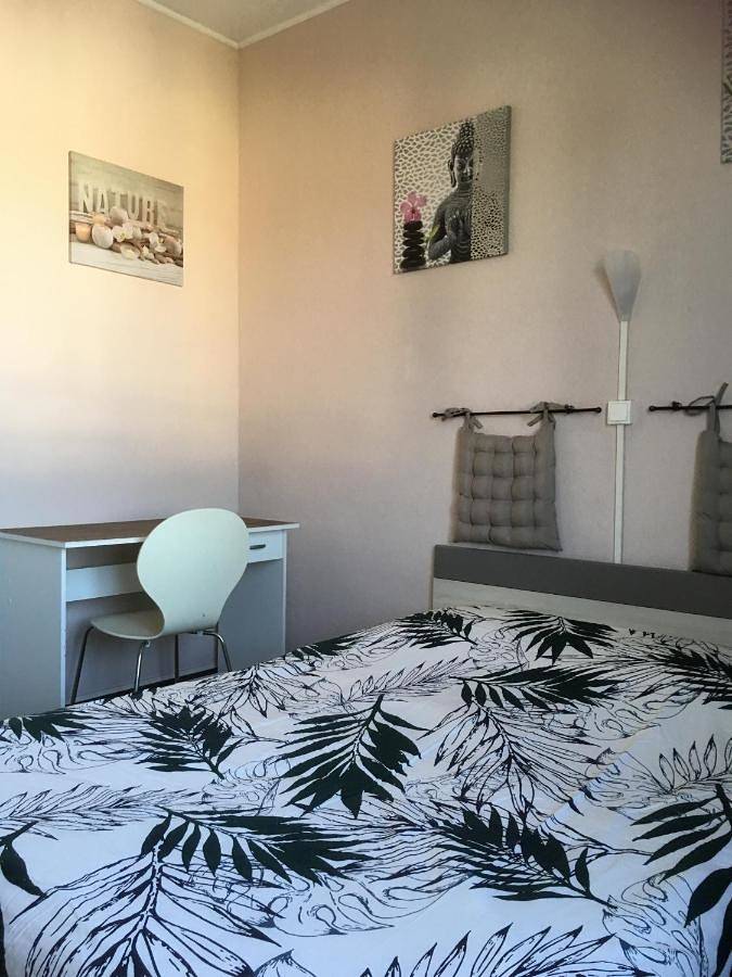 Standard Double Room with Shared Bathroom in Saint-Jean-de-Monts, Vendée