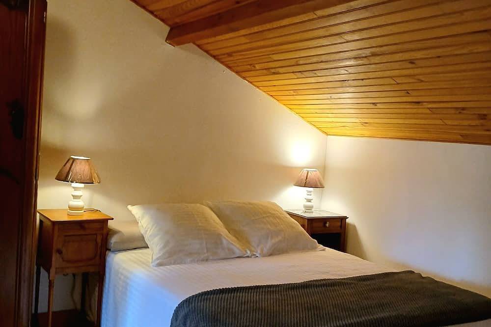 Maison campagne au calme près de Limoges – idéale pour 6/7 personnes in Saint-Priest-sous-Aixe, Région de Limoges