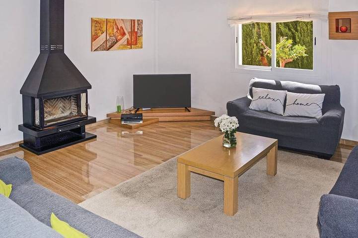 Cozy home in Lluchmajor in Sa Torre, Llucmajor