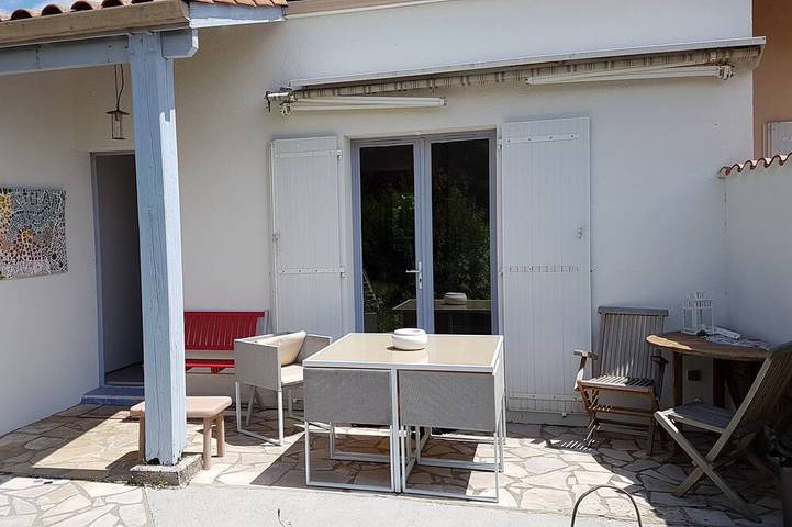 Location de vacances pour 7 personnes, avec terrasse et jardin à Mornac-sur-Seudre - 3