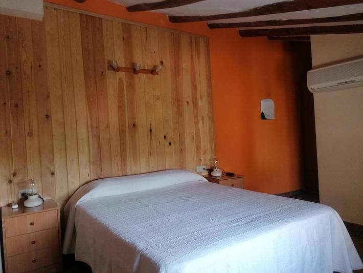 Casa rural para 2 personas, con terraza y vistas en Hoya de Huesca