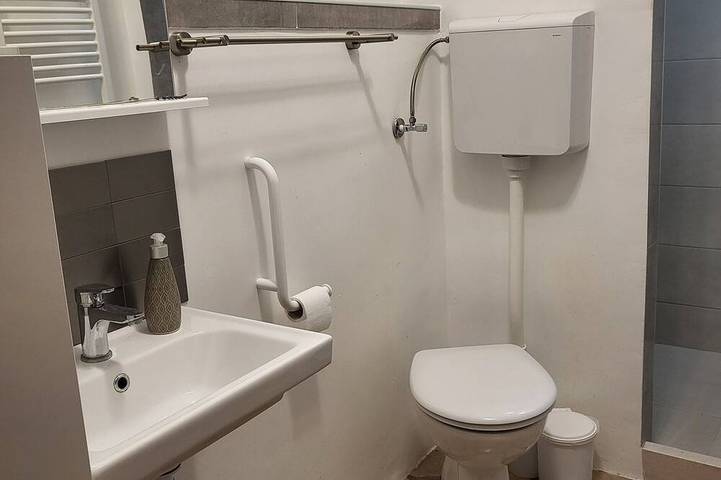 Ferienhaus für 10 Personen, mit Pool und Whirlpool sowie Garten in Split-Dalmatien - 3