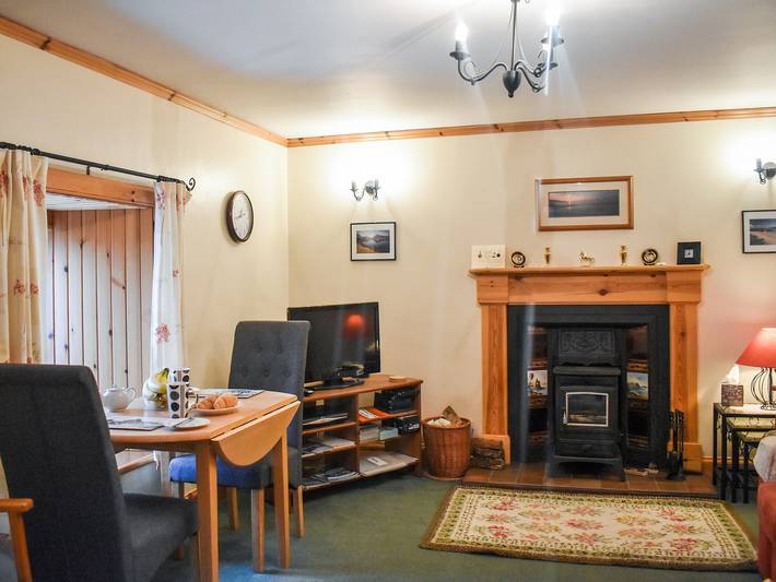 Gîte pour 2 personnes, avec jardin dans Skye