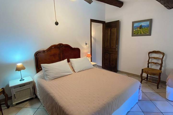 Location de vacances pour 12 personnes, avec Terrasse et Jardin à Loriol-du-Comtat - 4