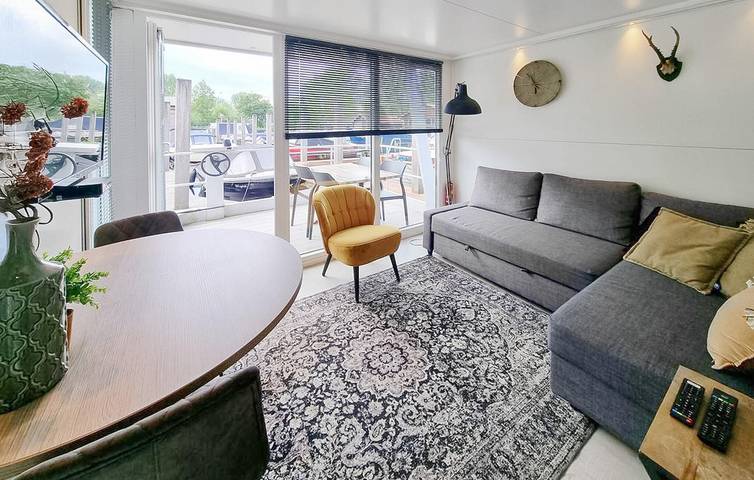 Péniche pour 4 personnes, avec terrasse ainsi que vue sur le lac et vue à Amsterdam - 3