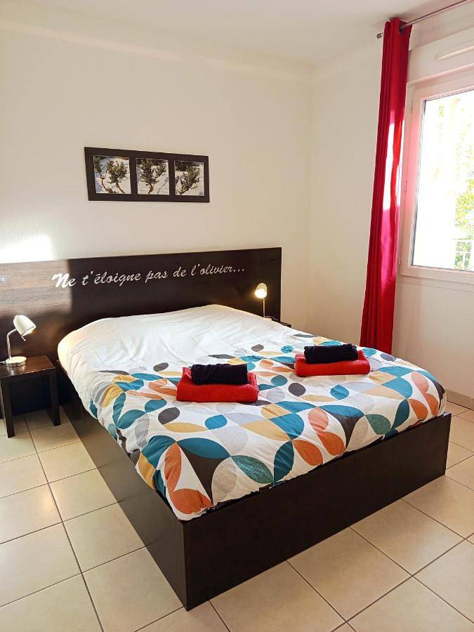 Gîte pour 5 personnes, avec jardin ainsi que piscine et vue à Azille - 2