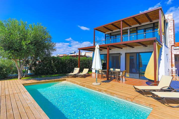 Ferienhaus für 6 Personen, mit Balkon und Terrasse sowie Garten und Ausblick in Chalkidiki