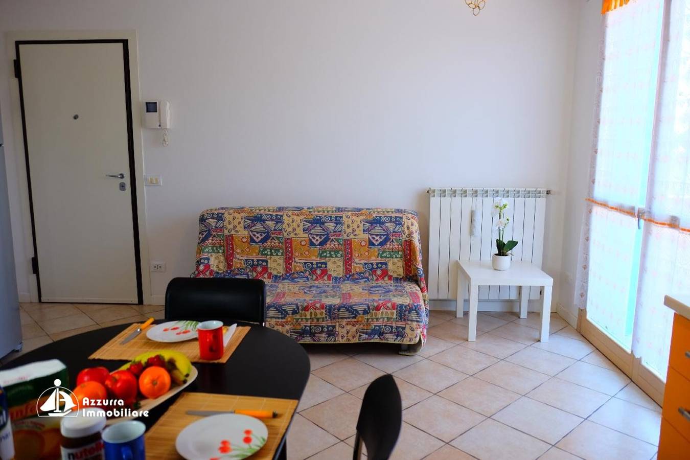 Entire apartment, Apartment 'Residence Borgo Dei Fiori D03' with Shared Pool, Private Terrace and Air Conditioning in Lido di Jesolo, Jesolo