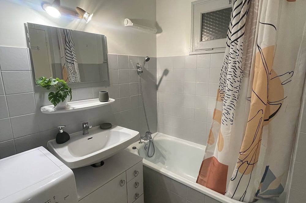 Entire apartment, Superbe Studio 28m2 / Station Été - Hiver Ancelle in Ancelle, Écrins National Park