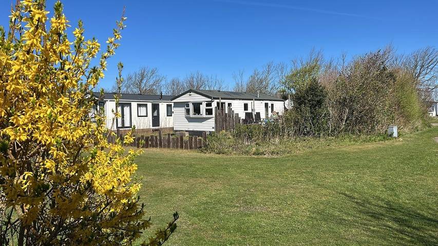 Ferienhaus für 5 Personen, mit Balkon und Terrasse sowie Garten und Pool in Nordholland