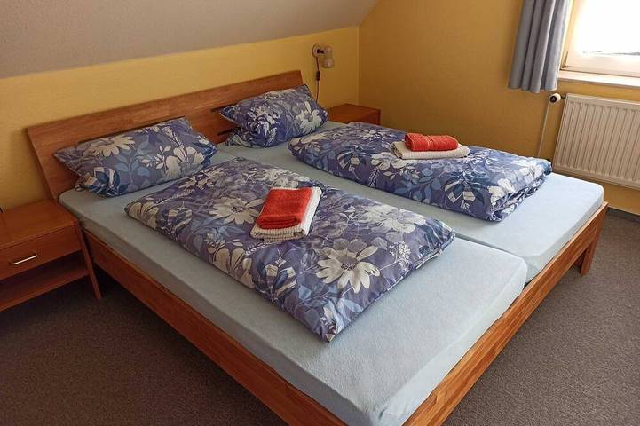 Ferienhaus für 4 Personen, mit Garten in Jemgum - 2