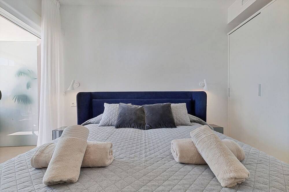 Entire apartment, Amazing spacious apartment - Reserva Del Higueron in La Capellania, Benalmádena