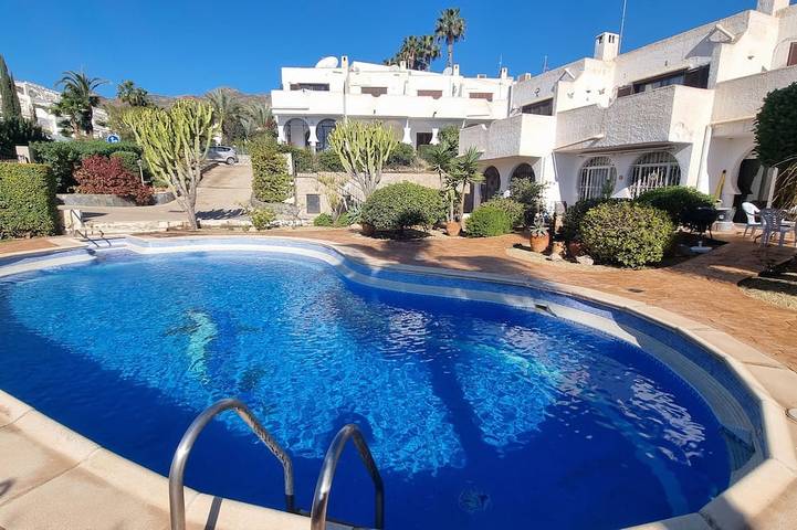 Casa vacanza per 4 persone, con idromassaggio e piscina nonché balcone in Mojácar Playa