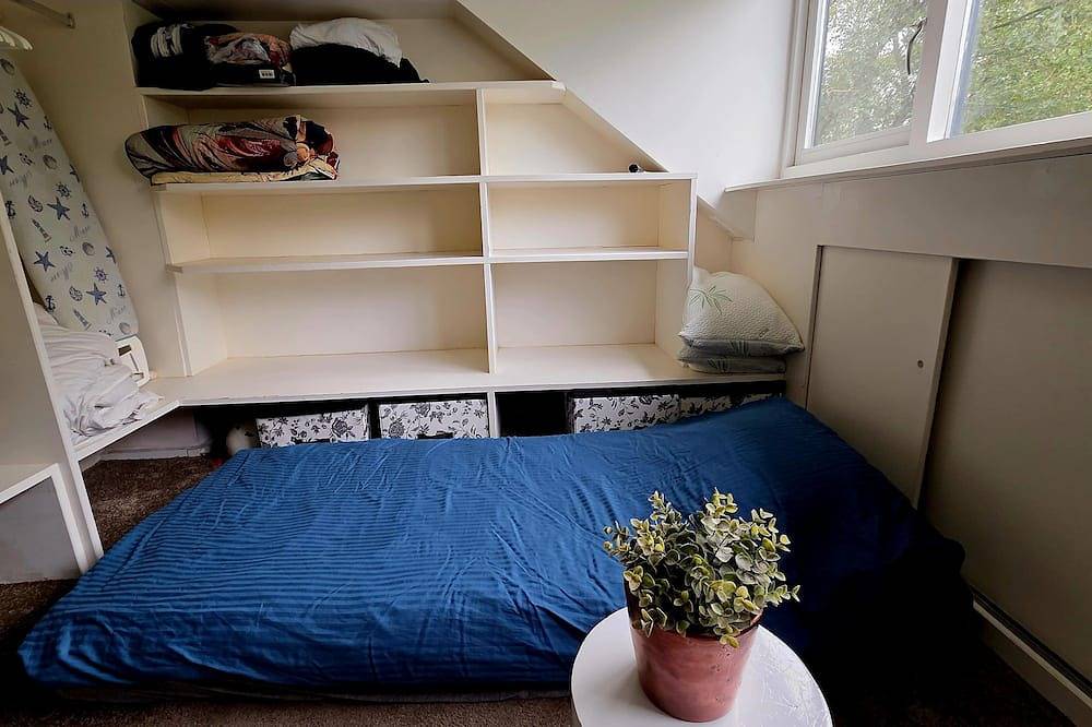 Villa in the forrest of Amsterdam with Pool and Jacuzzi in Velsen-Zuid, Niederländische Nordsee