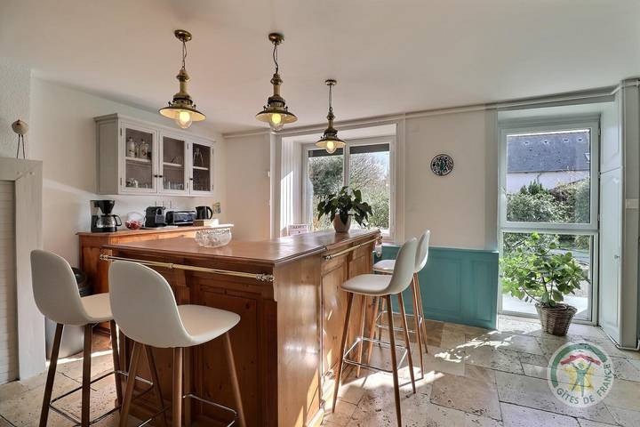 Gîte pour 11 personnes, avec sauna et terrasse ainsi que jardin et jacuzzi à Mont-Dol - 4