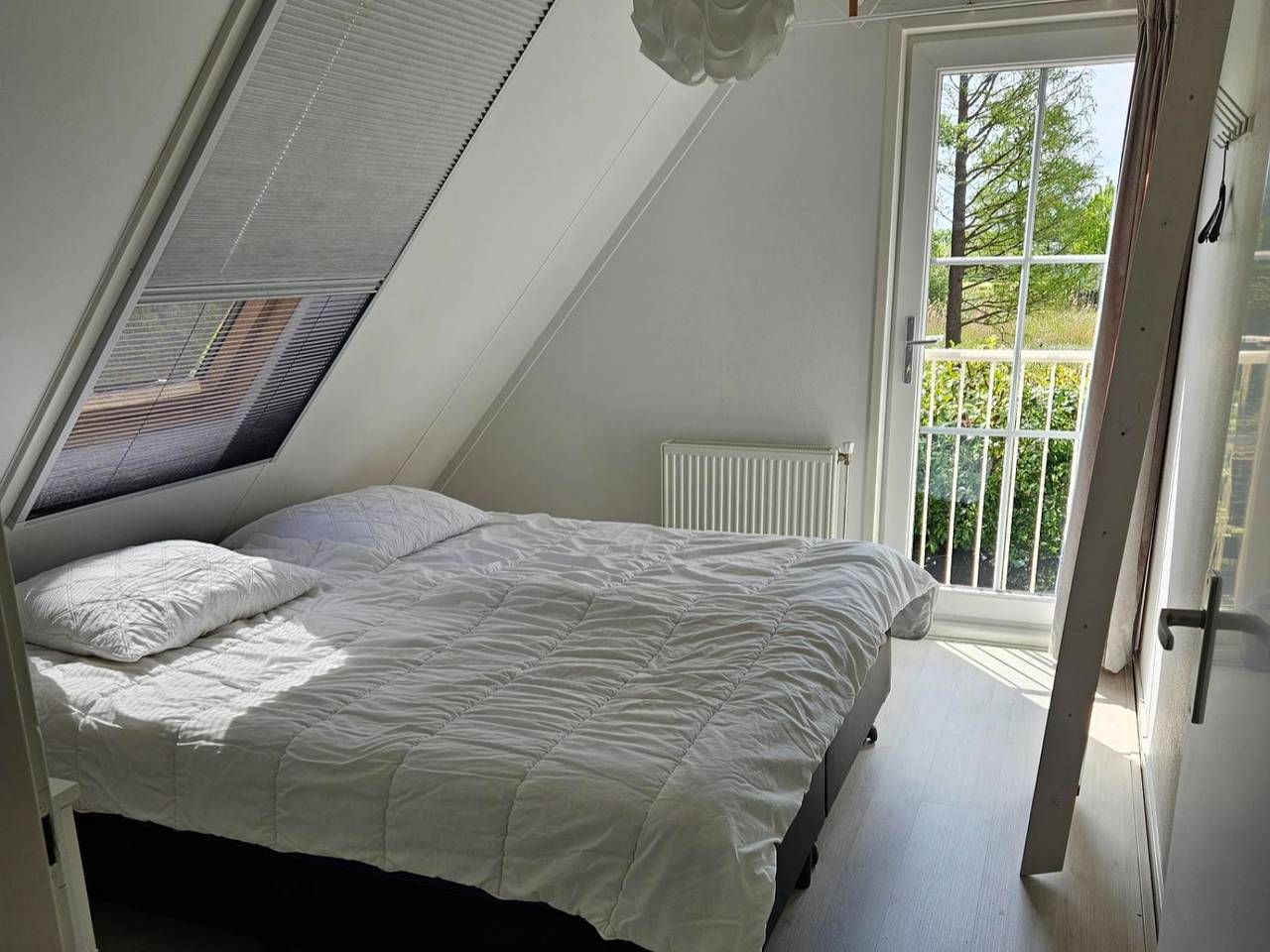 5-Personen-Ferienhaus mit Kamin, direkt am Wasser in Giethoorn in Giethoorn, Nationalpark Weerribben-Wieden