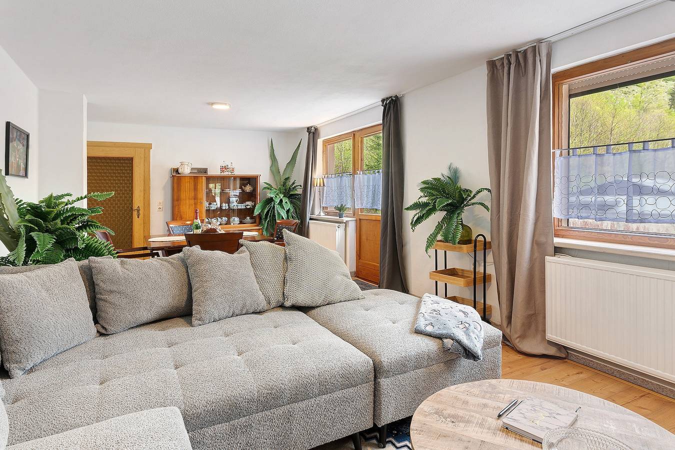 Ganze Wohnung, Appartement „Rosenberg 2“ mit Bergblick, Privatterrasse und Wlan in Katzhütte, Rennsteig