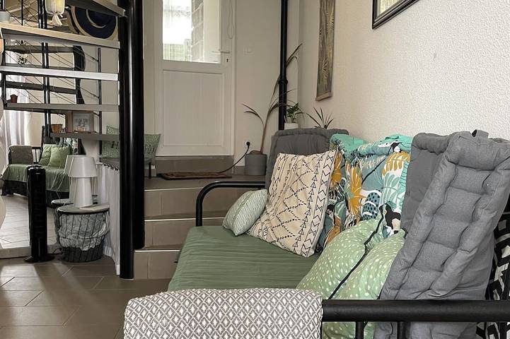 Gîte pour 2 personnes, avec terrasse à Les Martres-de-Veyre - 4