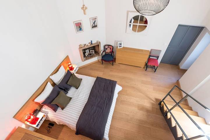 Location de vacances pour 14 personnes, avec jardin et sauna à Saint-Didier-au-Mont-d'Or - 4