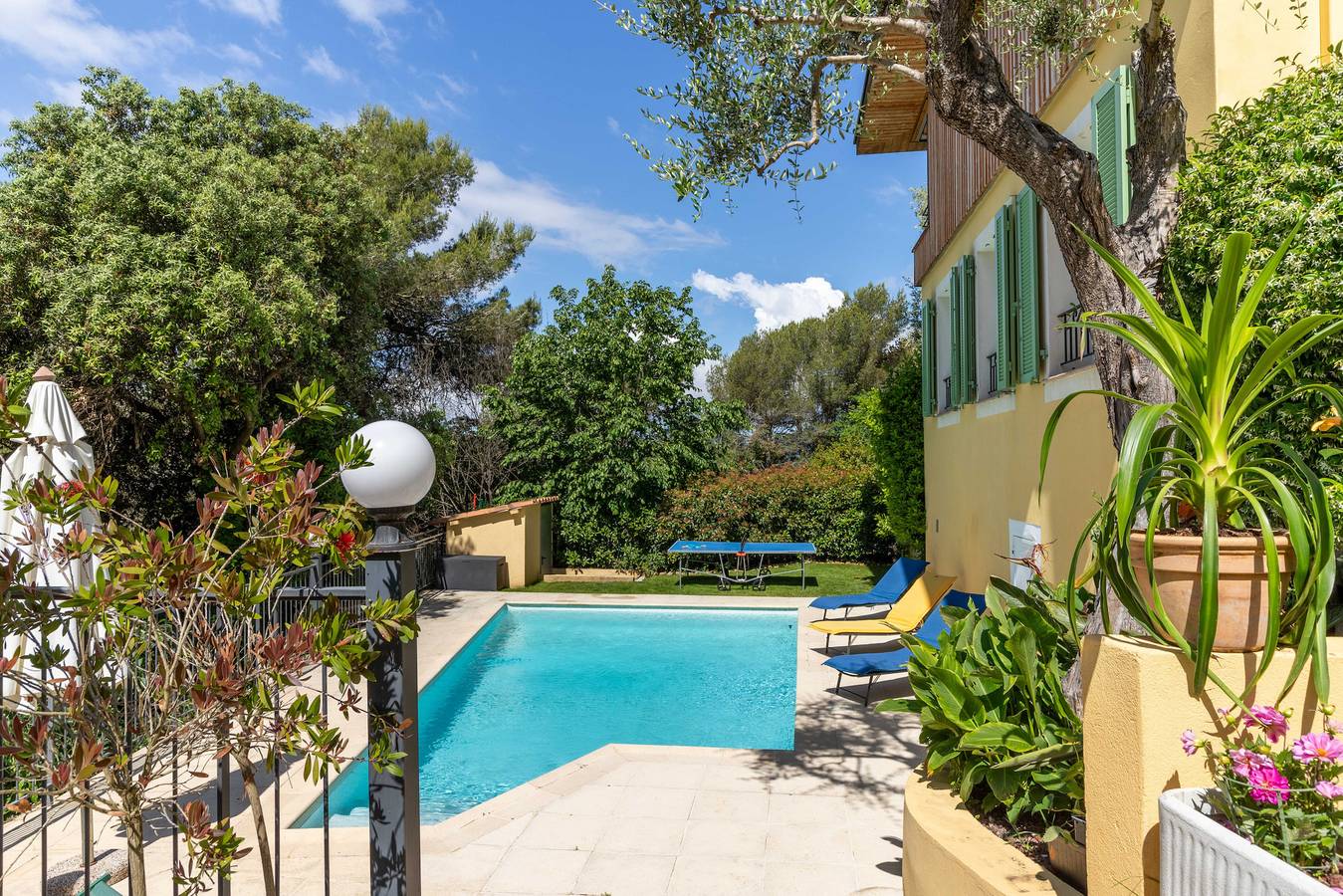 Happyfew La Villa Summertime in Nice (France), Mediterranean Coast (France)