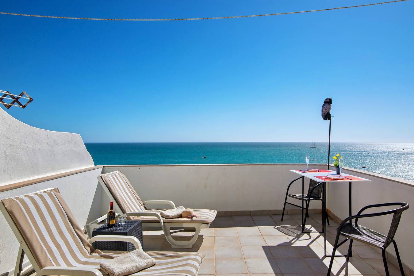 Appartamento intero, Appartamento 'Vista Mar' con Vista Mare, Wi-Fi e Aria Condizionata in Praia do Inatel, Distretto di Faro